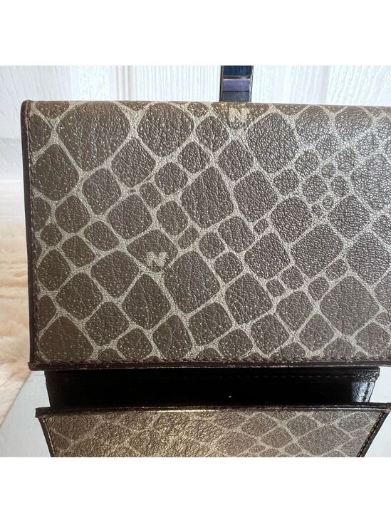 Nina Ricci Accessories - NINA RICCI PARIS CARD HOLDER